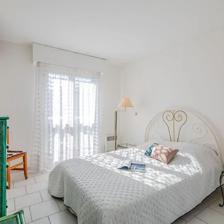 Apartment Port D'attache-10 By Interhome Frejus